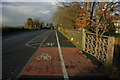 Cycle path and footpath past Pershore High School