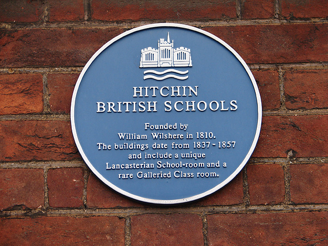 Blue Plaque on Hitchin British Schools... © John Lucas cc-by-sa/2.0 ...