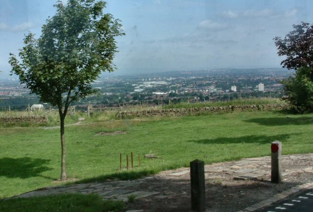 Werneth Low Viewpoint © Gerald England cc-by-sa/2.0 :: Geograph Britain ...