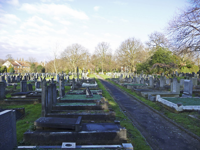 Cemetery, Waterfall Road, London N14 © Christine Matthews :: Geograph ...