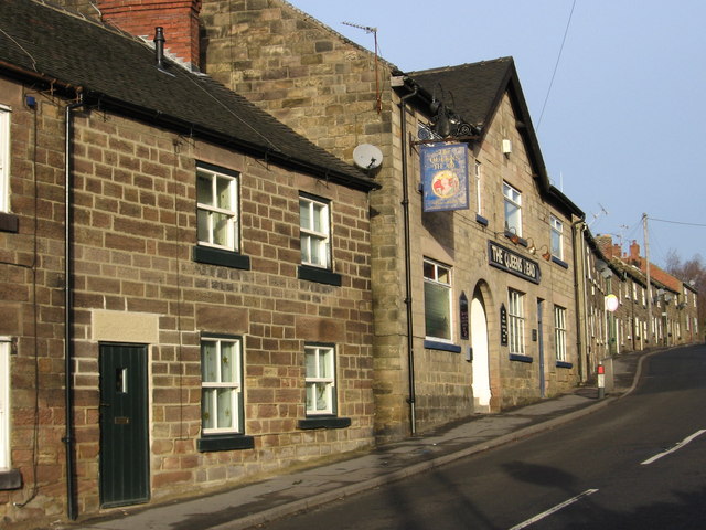 Belper - Queens Head on Chesterfield... © Dave Bevis cc-by-sa/2.0 ...