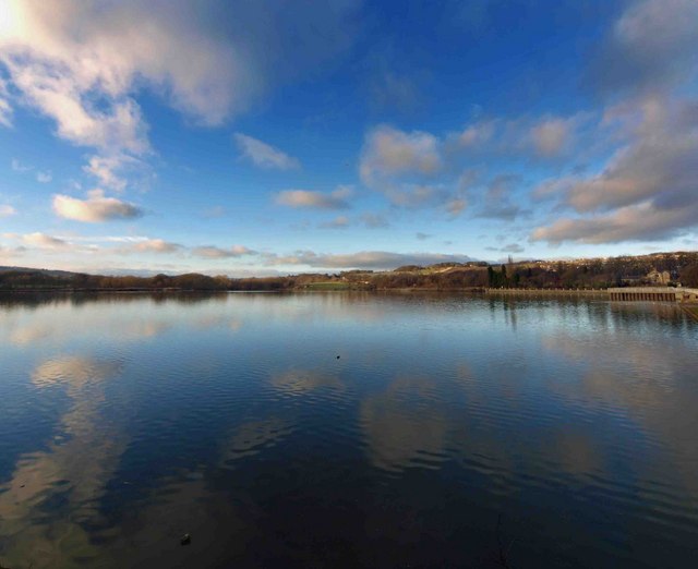 Worsbrough reservoir © Steve Fareham cc-by-sa/2.0 :: Geograph Britain ...