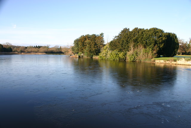 Beaulieu lake