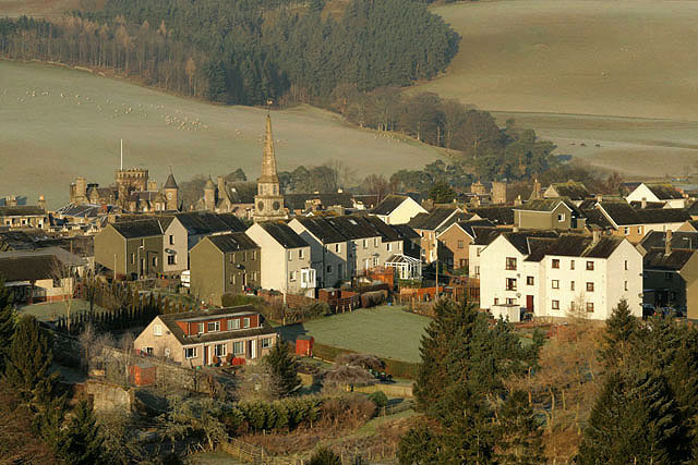 Selkirk town centre © Walter Baxter :: Geograph Britain and Ireland