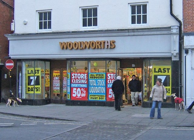 Woolworths (close-up), 1 Castle Street