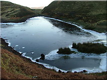 NG4670 : Ice covered Lochan nan Dùnan by Dave Fergusson