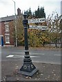 SJ9593 : Gee Cross  Signpost by Gerald England