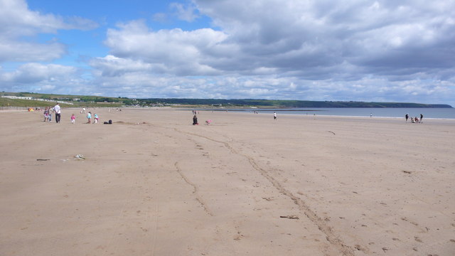Ardmore   Co Waterford      beach