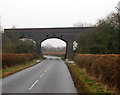 SP3866 : Railway bridge, Hunningham Hill by Andy F