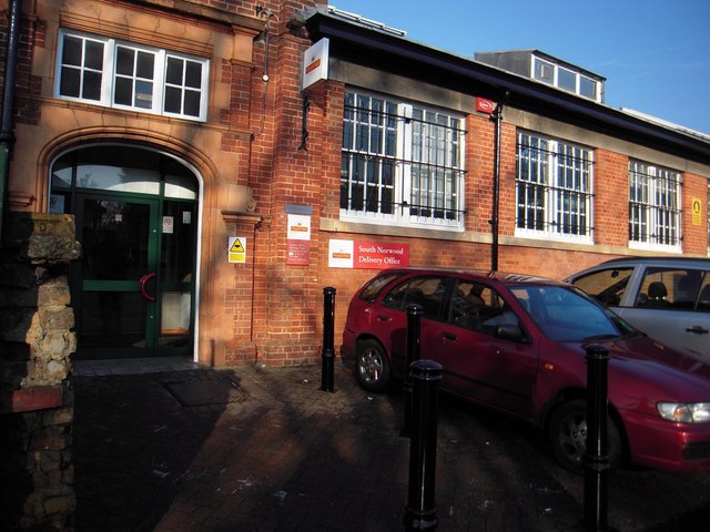 South Norwood Delivery Office (postal services)
