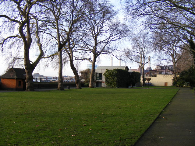Pimlico Gardens, Grovesnor Road Pimlico SW1