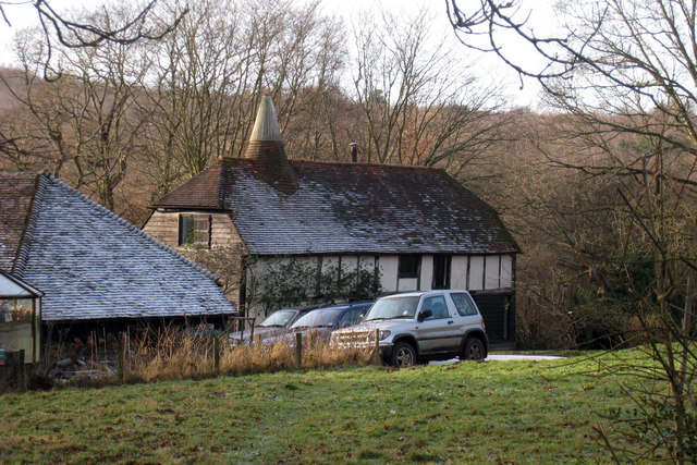 Hampden Oast House, Witherenden Road, Mayfield, East Sussex