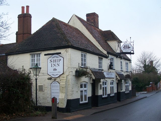 The Ship Inn, Cobham © David Anstiss :: Geograph Britain and Ireland