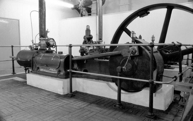 Steam engine, Low Hall Depot