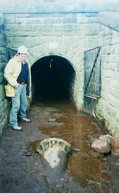 Drawoff tunnel portal