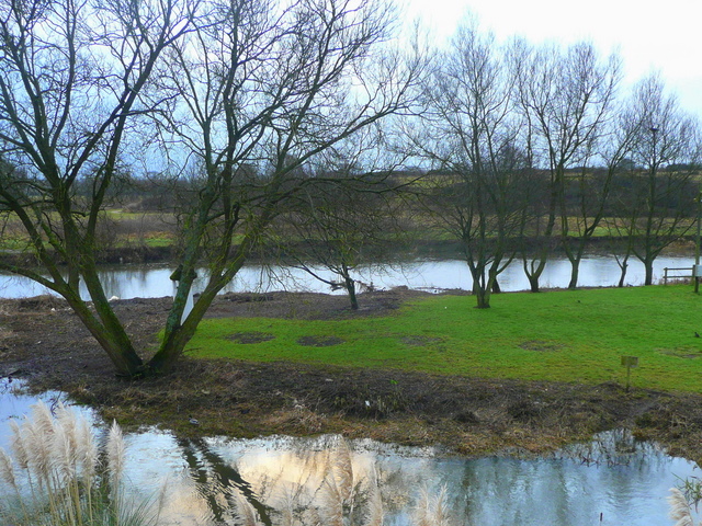 River Stour at Longham 3 © Jonathan Billinger cc-by-sa/2.0 :: Geograph ...