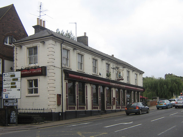 The Compleat Angler © Ian Capper cc-by-sa/2.0 :: Geograph Britain and ...