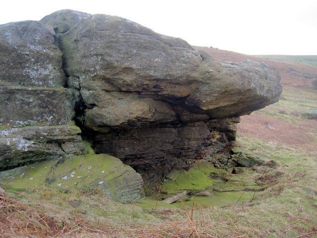 Corby's Crags Rock Shelter © Andrew Curtis cc-by-sa/2.0 :: Geograph ...