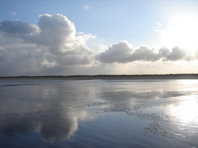 Reflections on Mablethorpe Beach © Ian Paterson :: Geograph Britain and ...