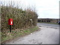 Abbotts Ann: postbox № SP11 39, Abbotts Ann Down