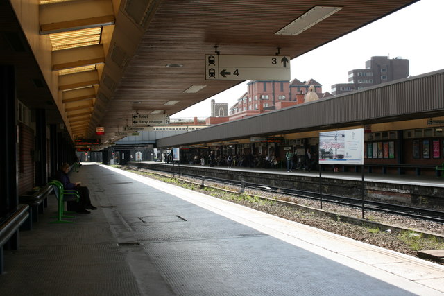 Leicester railway station, platform 3
