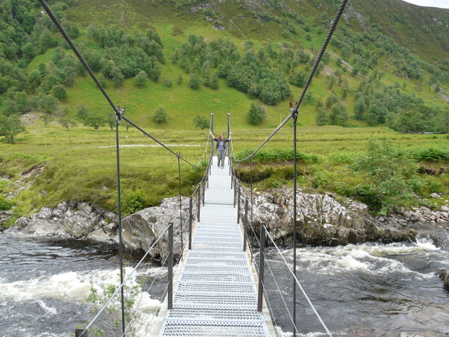 Footbridge over the river Meig