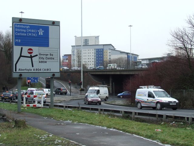 M8 Junction 16 © Thomas Nugent cc-by-sa/2.0 :: Geograph Britain and Ireland