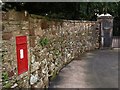 Victorian post box, Waddeton