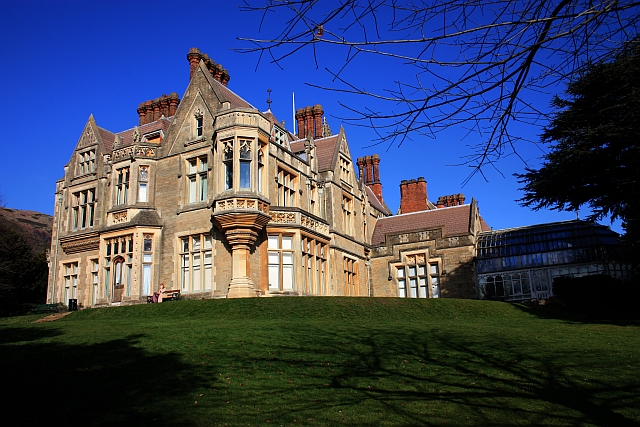 malvern-hills-district-council-offices-bob-embleton-geograph