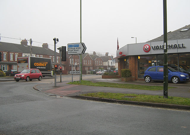 Garage leigh road chandlers ford #2