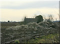 2009 : Bijou country residence with its own muck heap