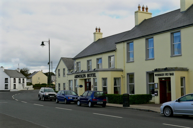 Dunfanaghy - Arnold's Hotel & Whiskey... © Joseph Mischyshyn ...