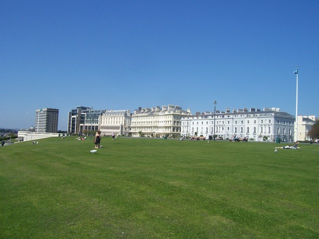 Plymouth : Buildings on the Hoe