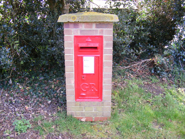 Bucklesham Road George V Postbox, Foxhall
