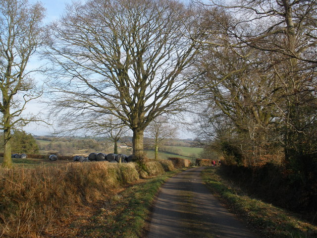 Minor road to Howstead