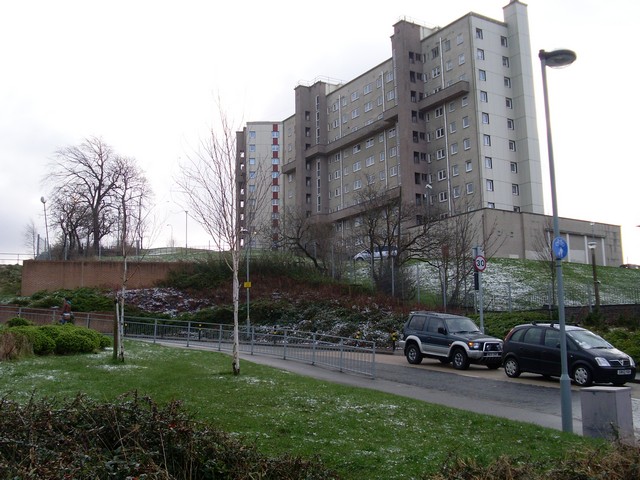 Mossview Quadrant flats