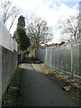 Footpath - Carlinghow Lane