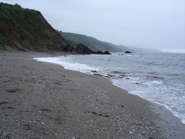 Coastline to the east of Millendreath beach