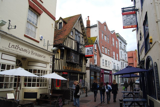 Ye Olde Pump House & Anchor Inn, George © N Chadwick Cc-by-sa 2.0 