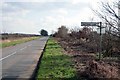 Signpost to Snitterby Carr looking south