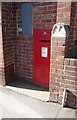 Ticehurst: postbox № TN5 305, Church Street