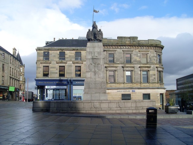 The Paisley Cenotaph © Stephen Sweeney cc-by-sa/2.0 :: Geograph Britain ...