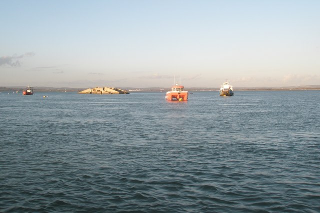Lifeboat on training manoeuvres in Langstone Harbour