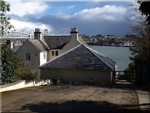 SX4258 : House overlooking the Tamar by Derek Harper