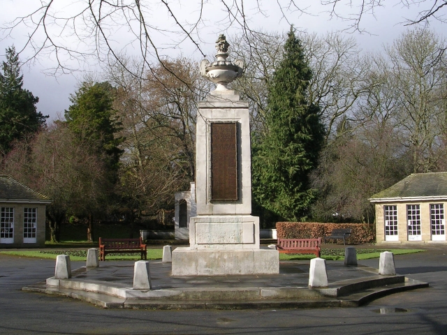 First World War Memorial - Memorial Garden - Grove Road