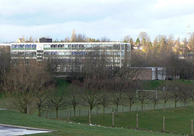 Elliot Durham School © Alan Murray-Rust cc-by-sa/2.0 :: Geograph ...