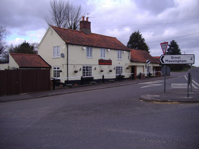 The Fox And Hounds, Weasenham Saint © Mark Hobbs :: Geograph Britain 