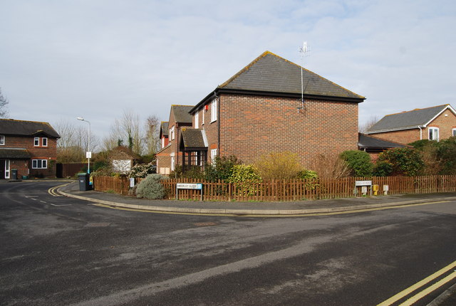 Douglas Rd, Amberley Close junction