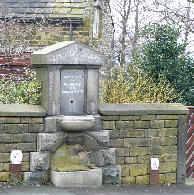 Memorial drinking fountain, Stocks Lane, Sowerby