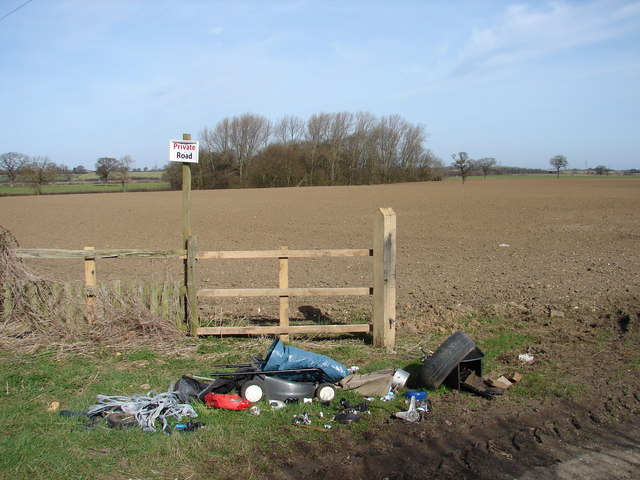 Start of the private road and fool's dump